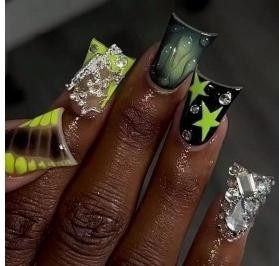 RareGoddess Handcrafted Press-On Nails image_006_1