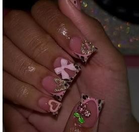 RareGoddess Handcrafted Press-On Nails image_004_1